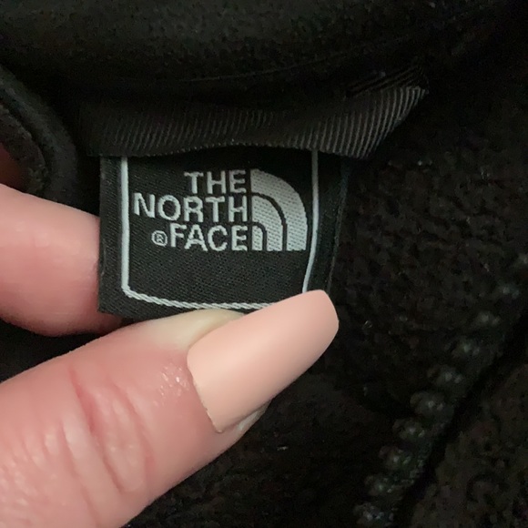 The North Face Fuzzy Full zip jacket all black & white - Picture 6 of 14
